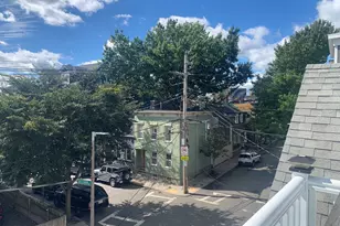 15 Russell St, Boston, MA 02129 - Photo 11