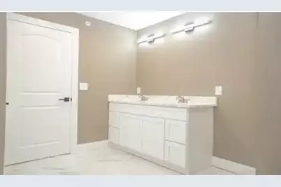 63 Progressive St, Worcester, MA 01604 - Photo 15