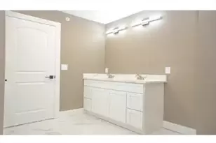 63 Progressive St, Worcester, MA 01604 - Photo 15