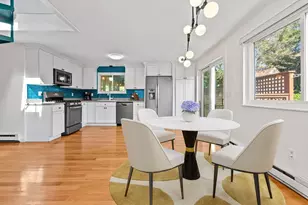 16 Off Conwell St, Provincetown, MA 02657 - Photo 3