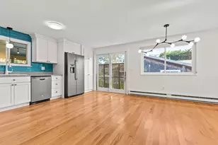 16 Off Conwell St, Provincetown, MA 02657 - Photo 5