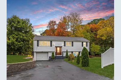 217 Park St, North Reading, MA 01864 - Photo 1