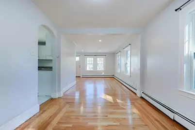 37 Maplewood Ave, Methuen, MA 01844 - Photo 9