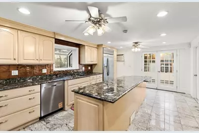 227 Walnut Street, Saugus, MA 01906 - Photo 13