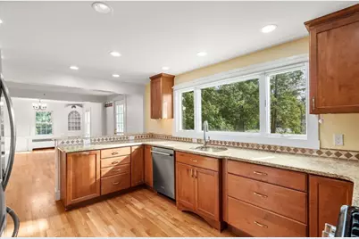 410 Conant Rd, Weston, MA 02493 - Photo 7