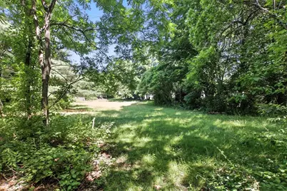 70 S. Maple Street, Westfield, MA 01085 - Photo 7