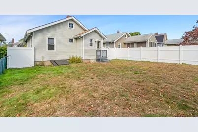 82 Cliff St, Quincy, MA 02169 - Photo 5