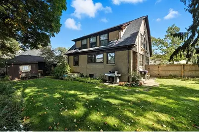 31 Wellesley Rd, Holyoke, MA 01040 - Photo 35