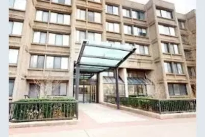 1731 Beacon St #4, Brookline, MA 02445 - Photo 19