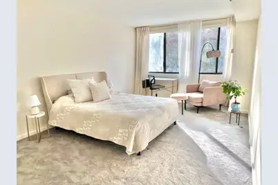 1731 Beacon St #4, Brookline, MA 02445 - Photo 3