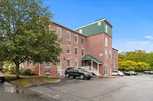 25 Cedar St, Amesbury, MA 01913 - Photo 33