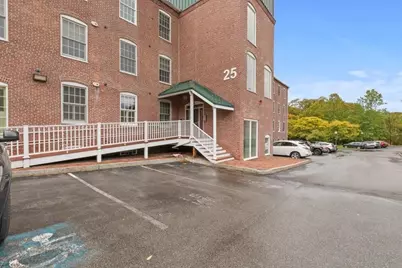 25 Cedar St. #4, Amesbury, MA 01913 - Photo 31