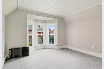 49 Linden St, Holyoke, MA 01040 - Photo 21