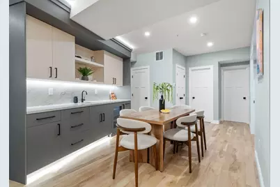 71 Greenough St #71-1, Brookline, MA 02445 - Photo 9