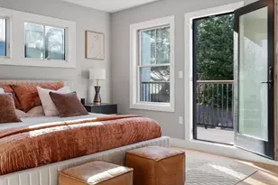 71 Greenough St, Brookline, MA 02445 - Photo 17