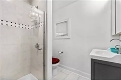 115 Ames St, Brockton, MA 02302 - Photo 13