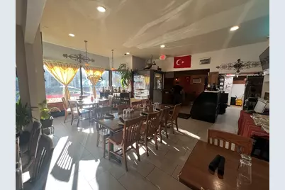 123 Main St, Brookline, MA 02445 - Photo 5