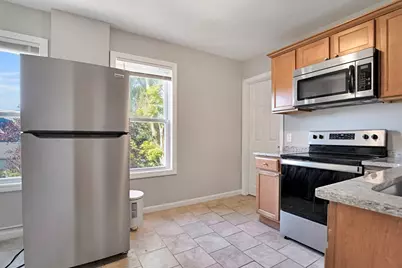 34 Kellogg St #2, Westfield, MA 01085 - Photo 5