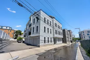 71 Willow Ct, Boston, MA 02125 - Photo 17