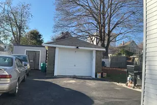 79 Laurel St, Lynn, MA 01905 - Photo 5