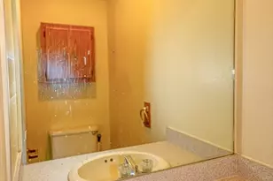 17 Fernwood Dr, Leominster, MA 01453 - Photo 9