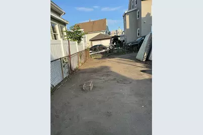 6 Minot Street #6, Lynn, MA 01905 - Photo 9