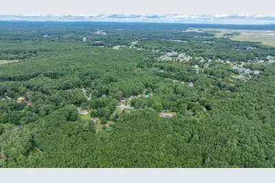 64 Seabrook Rd, Salisbury, MA 01952 - Photo 3