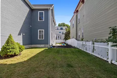 11 Ashland St #2, Boston, MA 02122 - Photo 31