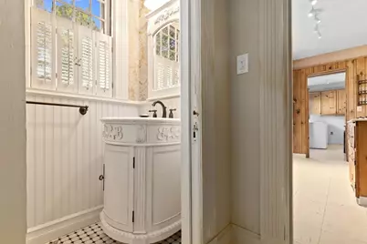 16 Court St, North Andover, MA 01845 - Photo 15