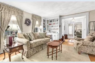 647 Main Street, Shrewsbury, MA 01545 - Photo 11