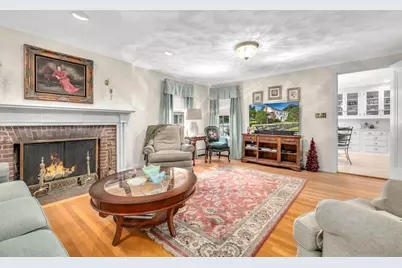 647 Main Street, Shrewsbury, MA 01545 - Photo 9