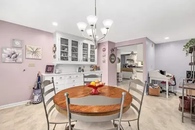 647 Main Street, Shrewsbury, MA 01545 - Photo 13