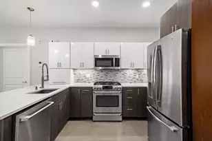 18 Cliveden St, Quincy, MA 02169 - Photo 7