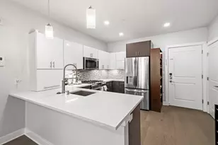 18 Cliveden St, Quincy, MA 02169 - Photo 9