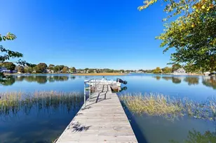 9 Spencer Ave, Saugus, MA 01906 - Photo 3