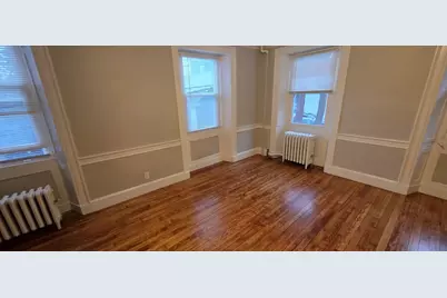 8 Herbert St #2, Salem, MA 01970 - Photo 5