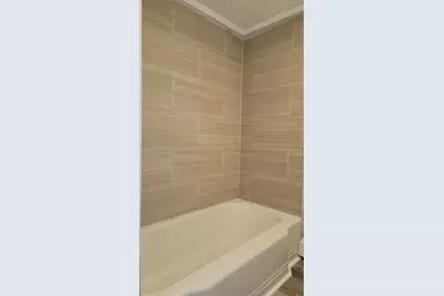 154 Pleasant St, Fitchburg, MA 01420 - Photo 5