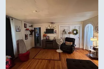 154 Pleasant St, Fitchburg, MA 01420 - Photo 29