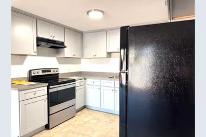 484 Western Ave #B4, Lynn, MA 01904 - Photo 3