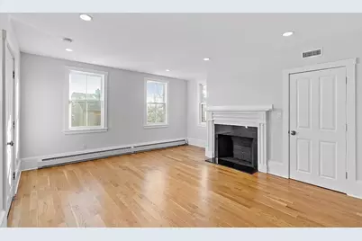 29 Central Street #2, Manchester by the Sea, MA 01944 - Photo 3