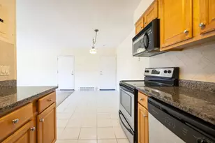 3 Dailey St, Attleboro, MA 02703 - Photo 9