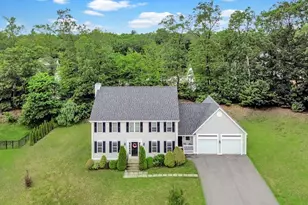 8 Autumn Gate Cir, Millbury, MA 01527 - Photo 3