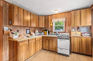 25 Beaulieu St, Westport, MA 02790 - Photo 9