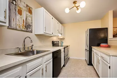 44 Evergreen Rd. #302, Northampton, MA 01053 - Photo 7