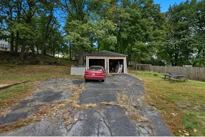 62 Hancock St, Fitchburg, MA 01420 - Photo 3