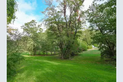 79 Goddard Avenue, Brookline, MA 02445 - Photo 9