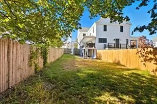 12 Salem St, Haverhill, MA 01835 - Photo 31