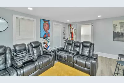 32-32R Temple St, Boston, MA 02126 - Photo 7