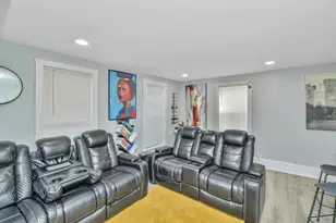 32-32R Temple St, Boston, MA 02126 - Photo 7