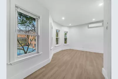 92 Willow St #3, Cambridge, MA 02141 - Photo 9